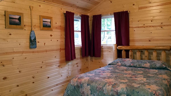 Cabin 5 (Redwood) Bedroom.